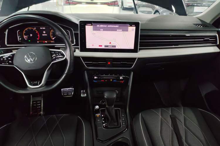 Used Volkswagen Tiguan L 2022 330TSI Automatic Two-Wheel Drive R-Line Enhanced Edition
