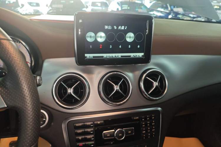 Used Mercedes-Benz CLA 2014 CLA 260 4MATIC
