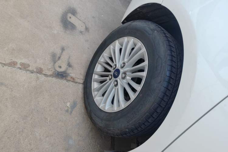 Used Ford Escort 2017 Revised Version 1.5L Manual Comfort Edition
