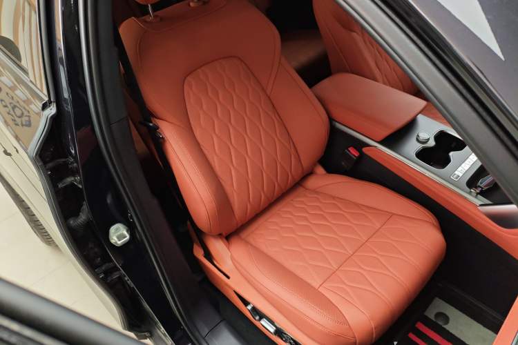 Used BYD Tang New Energy 2025 Model Smart Drive Version DM-i 175KM Prestige Version