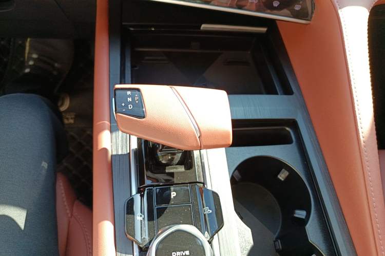 Used Changan CS75 PLUS 2023 3rd Generation 1.5T Automatic Pilot Model