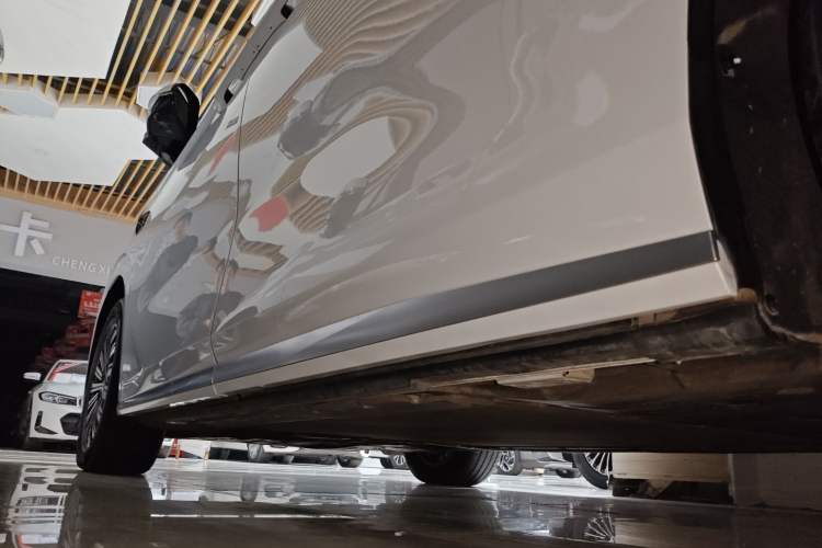 Used BYD Xia 2025 DM-i 1.5T 180km Beyond Edition
