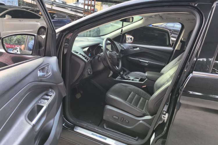 Used Ford Kuga 2017 EcoBoost 245 4x4 Prestige Edition
