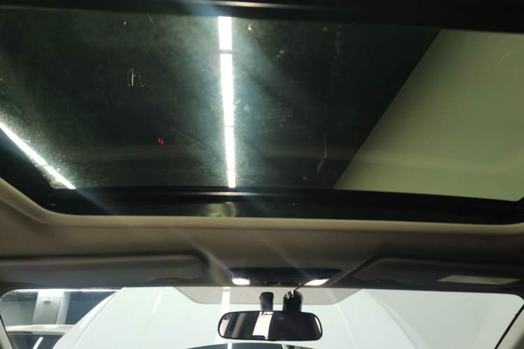 Used Honda Vezel 2020 1.5L CVT Pioneer Edition
