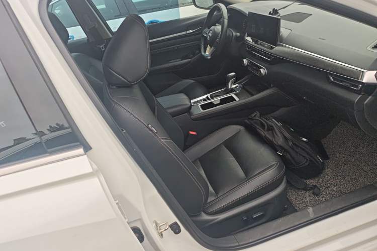 Used Nissan Teana 2022 2.0L XL-TLS Enjoyment Edition
