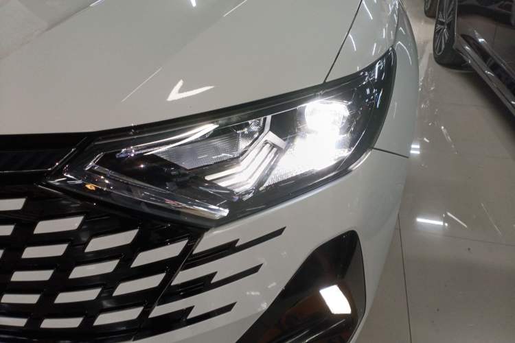 Used Jetta VS7 2024 280TSI Automatic Glory Edition
