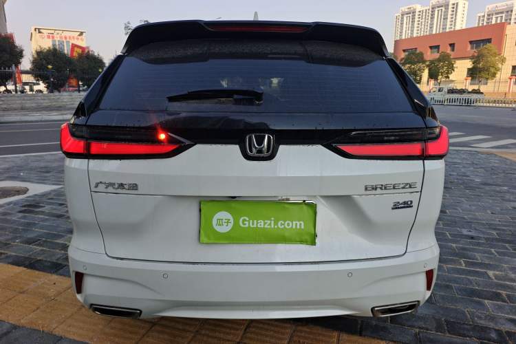 Used Honda Breeze 2025 240TURBO Two-Wheel-Drive Luxury Edition 5 Seats
