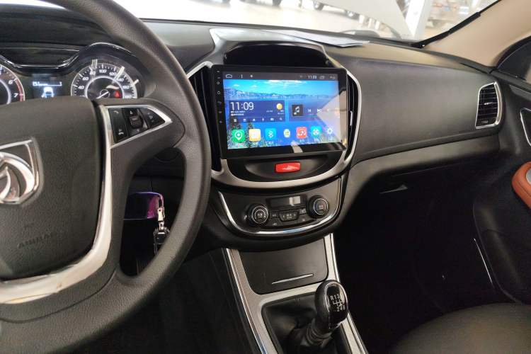 Used Baojun 560 2016 1.8L Manual Elite Version
