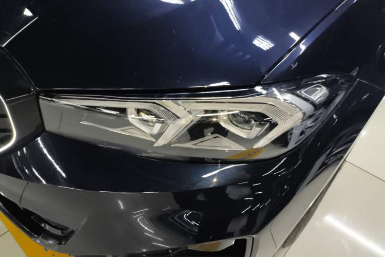 Used BMW i3 2022 eDrive 35 L
