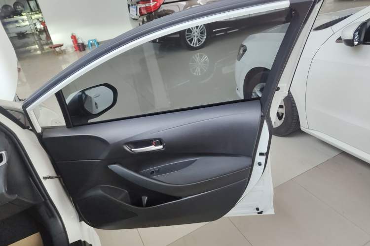 Used Toyota Levin 2022 185T CVT Luxury Edition
