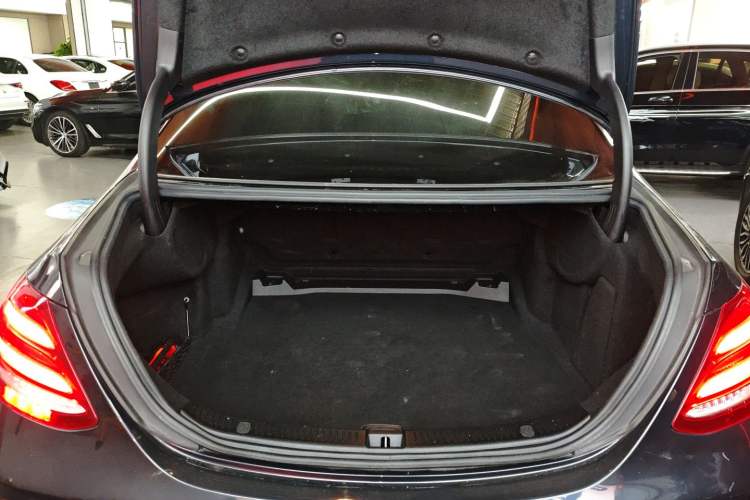 Used Mercedes-Benz E-Class 2017 E 200 Sport