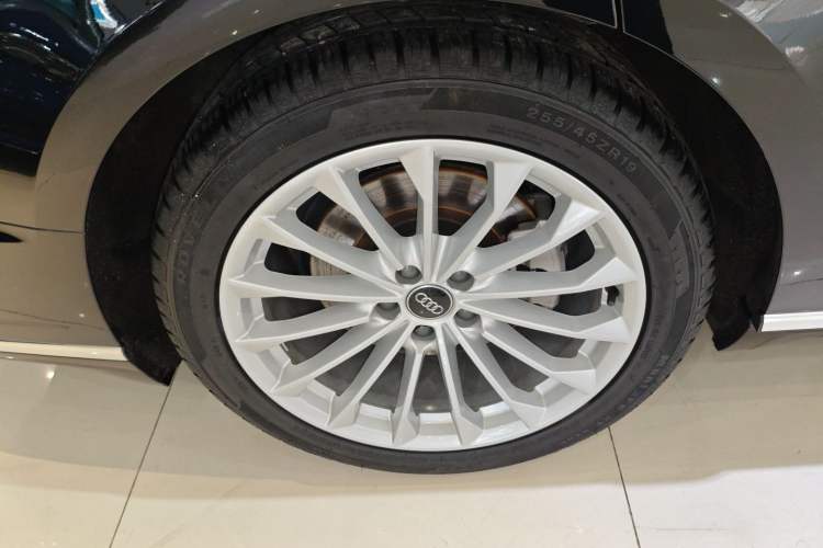 Used Audi A8 2022 A8L 50 TFSI quattro Comfort Edition Collector's Model
