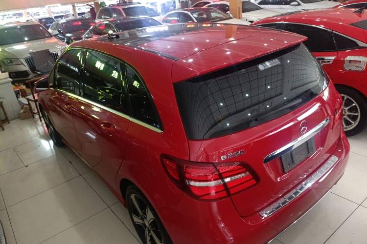 Used Mercedes-Benz B-Class 2015 B 200 Fashion Model