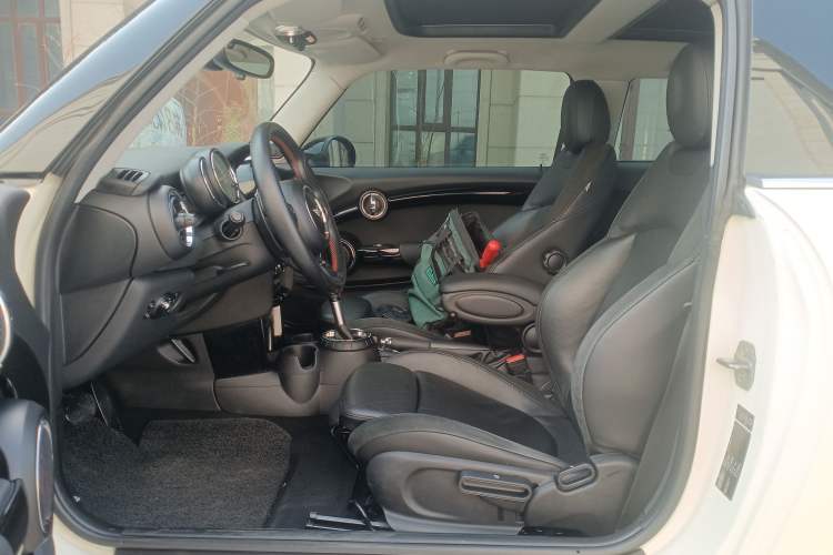 Used  MINI 2014 2.0T COOPER S Excitement
