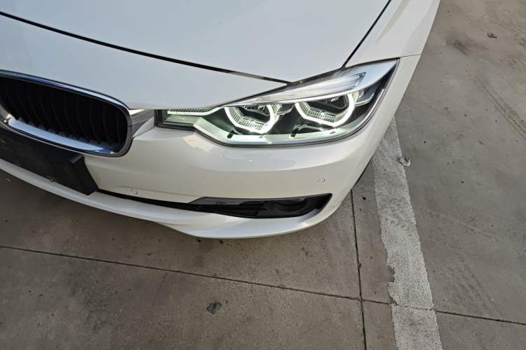 Used BMW 3 Series 2016 320Li Fashion Model
