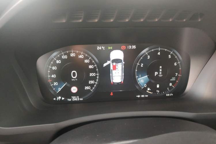 Used Volvo XC90 2023 B5 SmartDrive Luxury Edition 5 Seats
