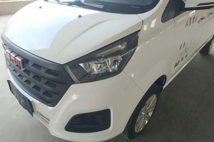 Used Jinbei Gold Hiace M Classic 2022 1.6L Engineering Lion Van 2 Seats