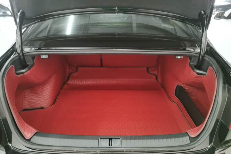 Used Volkswagen Magotan 2020 330TSI DSG Leading Model
