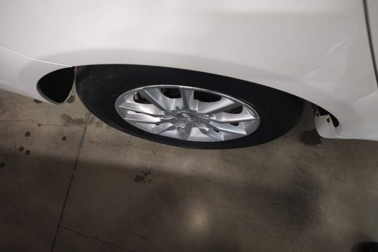 Used Geely Auto Emgrand 2020 1.5L Manual Comfort Version