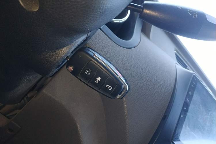 Used  Shuailing 2023 Standard Range with 41.64 kWh Lishen Power
