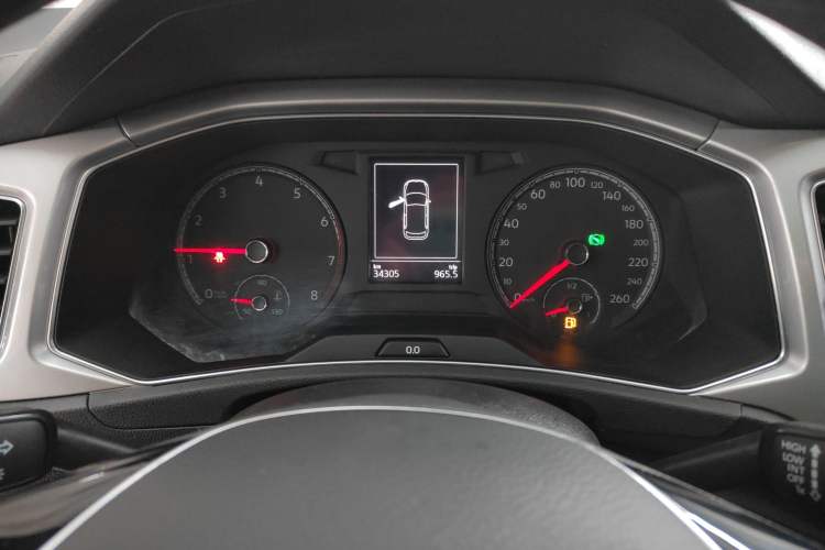 Used Volkswagen T-ROC 2020 280TSI DSG Two-Wheel-Drive Elite Version
