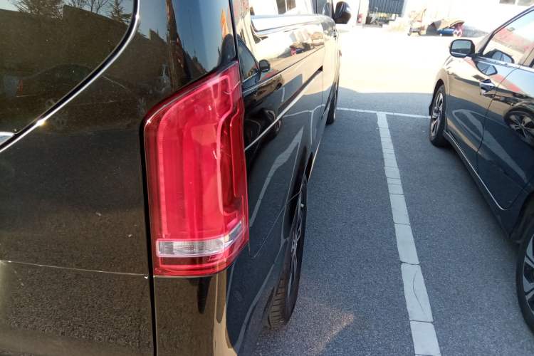 Used Mercedes-Benz V-Class 2021 V 260 Prestige Edition
