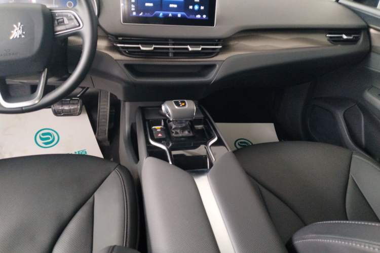 Used Hongqi E-QM5 2023 Revised Version Basic Travel Edition
