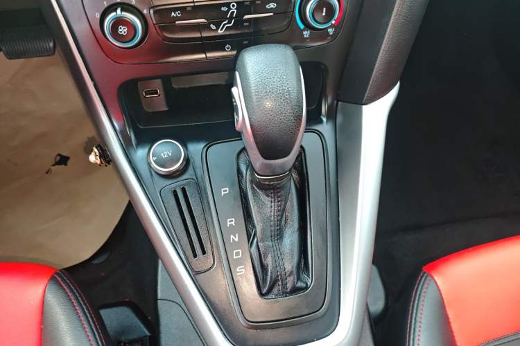 Used Ford Focus 2018 Hatchback Classic 1.6L Automatic Comfort Plus SmartDrive Edition