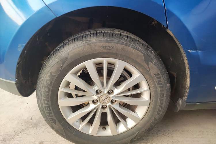 Used Zotye SR9 2017 2.0T Automatic Ultimate Light Edition