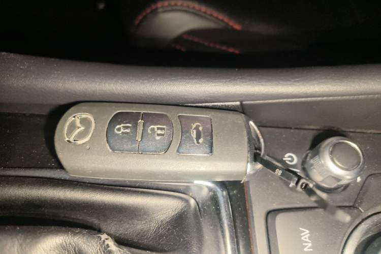 Used Mazda Mazda 3 Axela 2017 Sedan 1.5L Automatic Luxury Model Emission Standard China V
