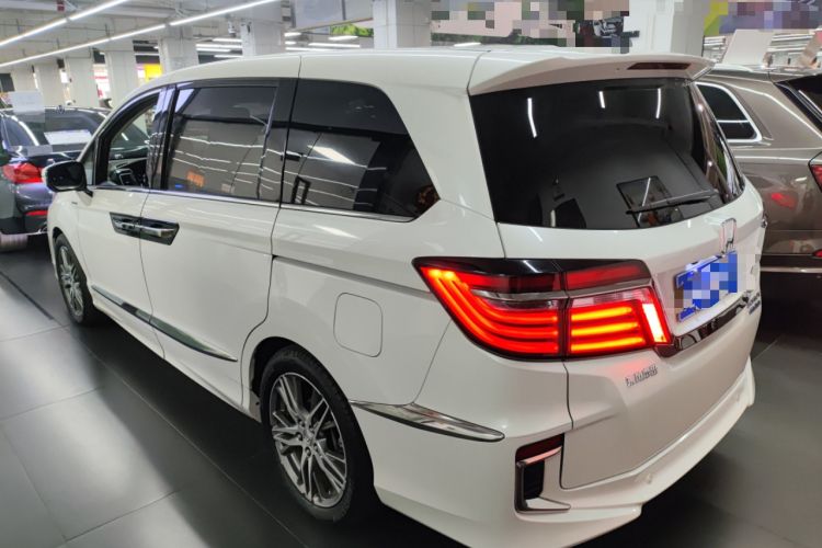 Used Honda Elysion 2019 2.0L Hybrid Luxury Edition