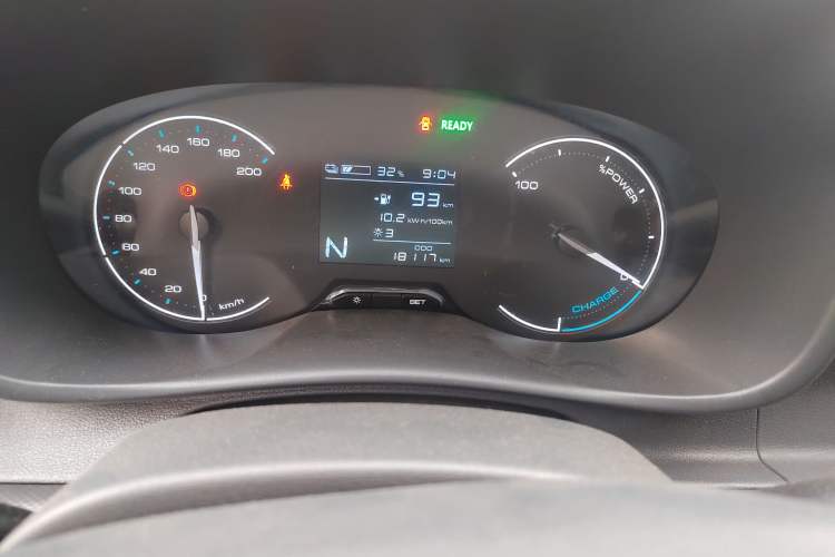 Used Wuling Hongguang New Energy 2024 All-Electric Model 300KM Standard Version
