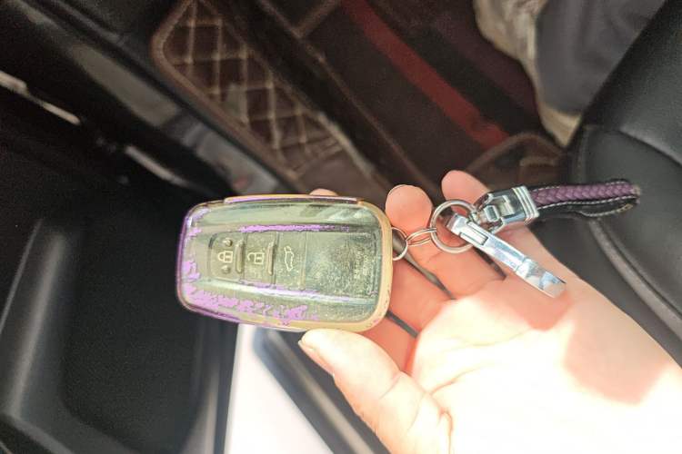 Used Toyota Highlander 2022 Dual-Engine 2.5L Four-Wheel Drive Prestige Version 7 Seats