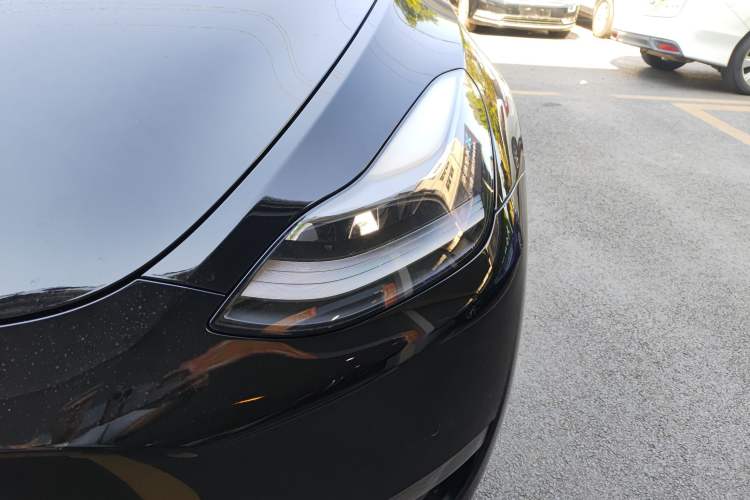 Used Tesla Model Y 2021 Standard Range Rear-Wheel Drive Version