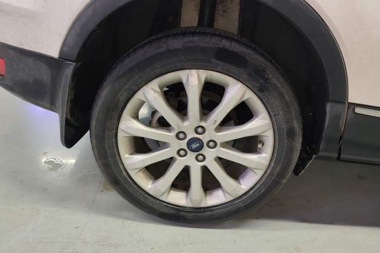 Used Ford Kuga 2015 2.0L GTDi Four-Wheel Drive Elite Model