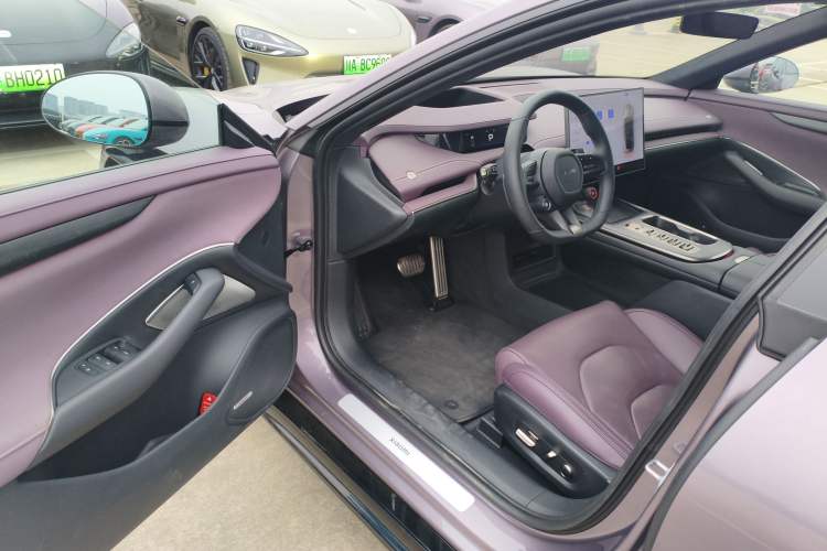 Used  SU7 2024 Four-Wheel Drive Ultra-Long Range Advanced Intelligent Driving Max Edition
