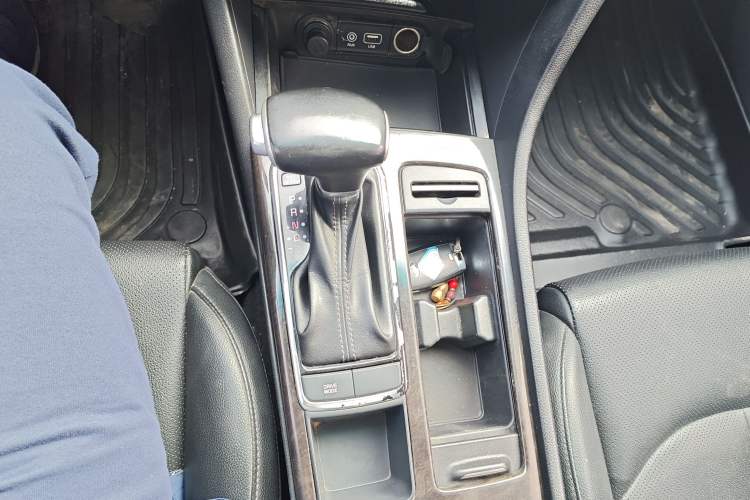 Used Kia K5 2016 1.6T Automatic LUX
