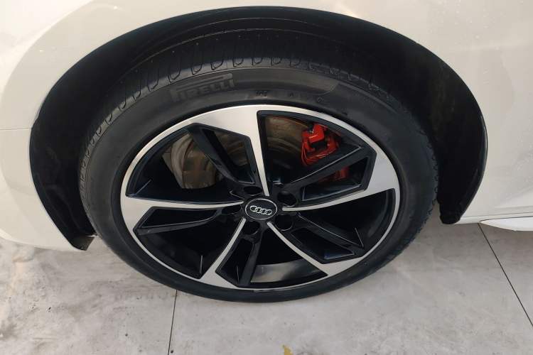 Used Audi A4L 2018 30th Anniversary Edition 40 TFSI Sport Edition