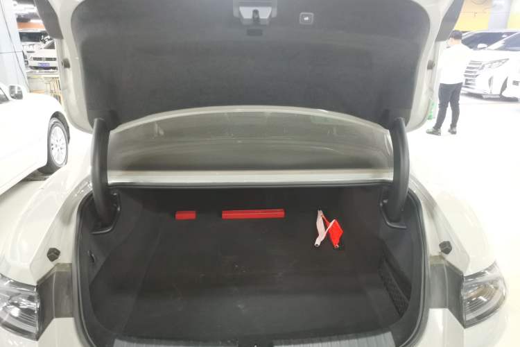 Used  SU7 2024 Rear-Drive Ultra-Long Range Advanced Pro-Level Intelligent Driving Version