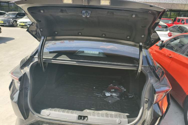 Used Dongfeng Aeolus Yixuan 2021 230T Automatic Zuiying Knight Edition
