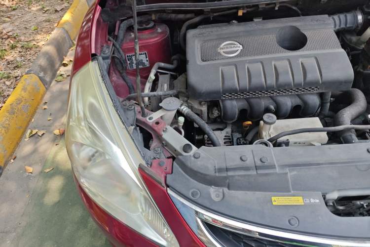 Used Nissan Tiida 2014 1.6L CVT Smart Model
