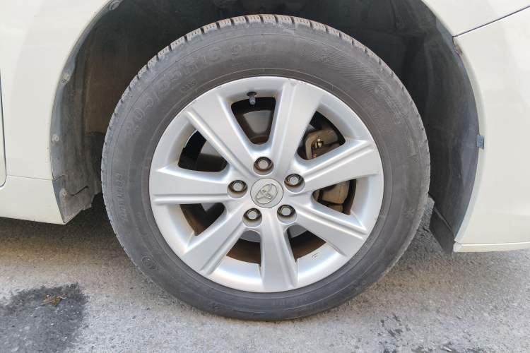 Used Toyota Verso 2014 Starlight 180E CVT Elite Edition
