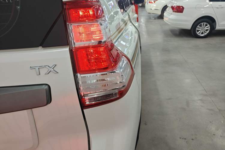 Used Toyota Prado 2016 3.5L Automatic TX-L