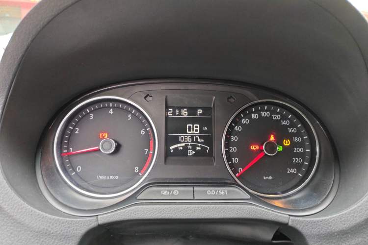 Used Volkswagen Polo 2014 1.6L Automatic Comfort Edition