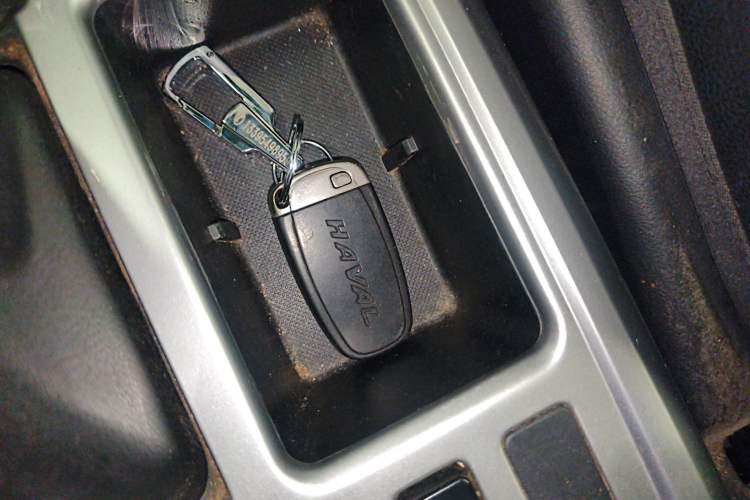 Used Haval H6 2013 Upgraded Model 1.5T Manual Two-Wheel Drive Elite Version
