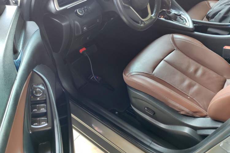 Used Buick GL6 2019 18T 6-Seater Connected Luxury Version China V Standard