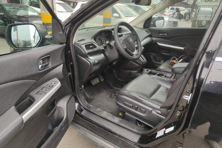 Used Honda CR-V 2015 2.4L two-wheel drive luxury version
