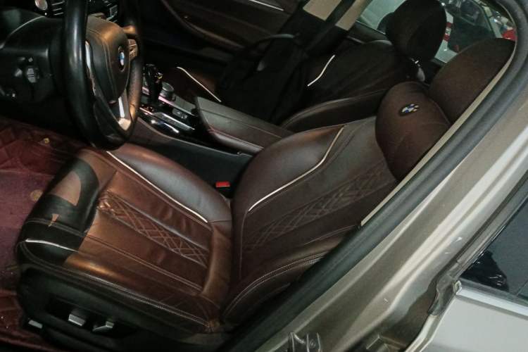 Used BMW 5 Series New Energy 2020 Mileage Upgrade Version 530Le Luxury Package
