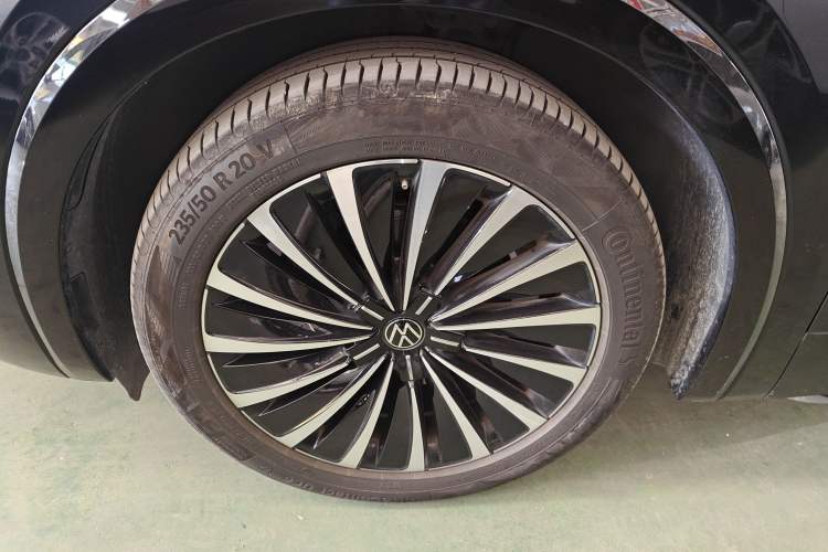 Used Volkswagen Viloran 2020 380TSI Prestige Edition
