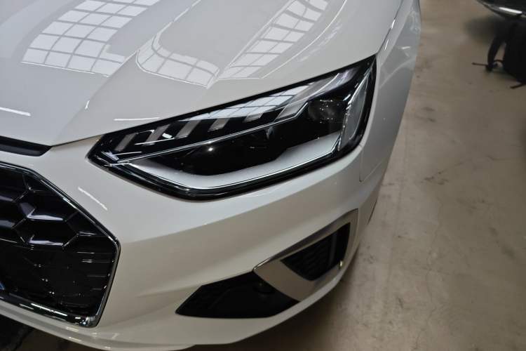 Used Audi A4L 2022 40 TFSI Fashion Dynamic Model
